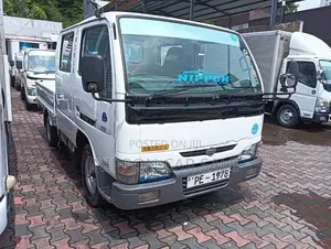 Nissan Atlas Just Low 2003