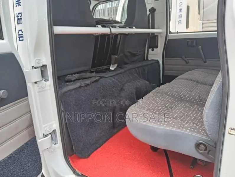 Nissan Atlas Just Low 2003