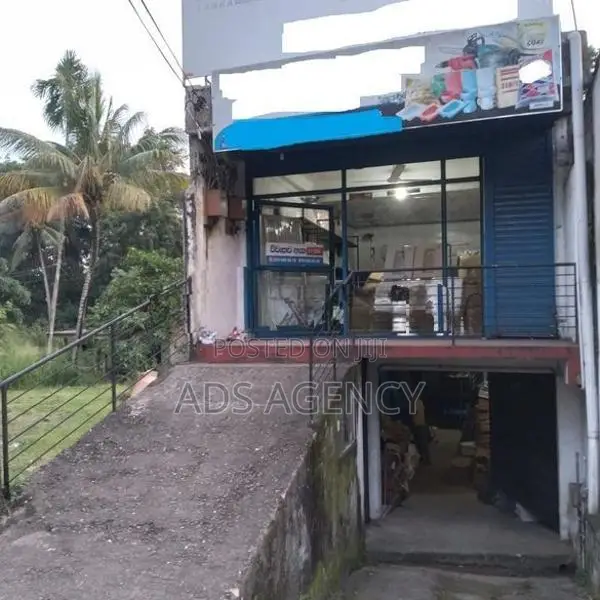 Land with Building For Sale in Godakawela