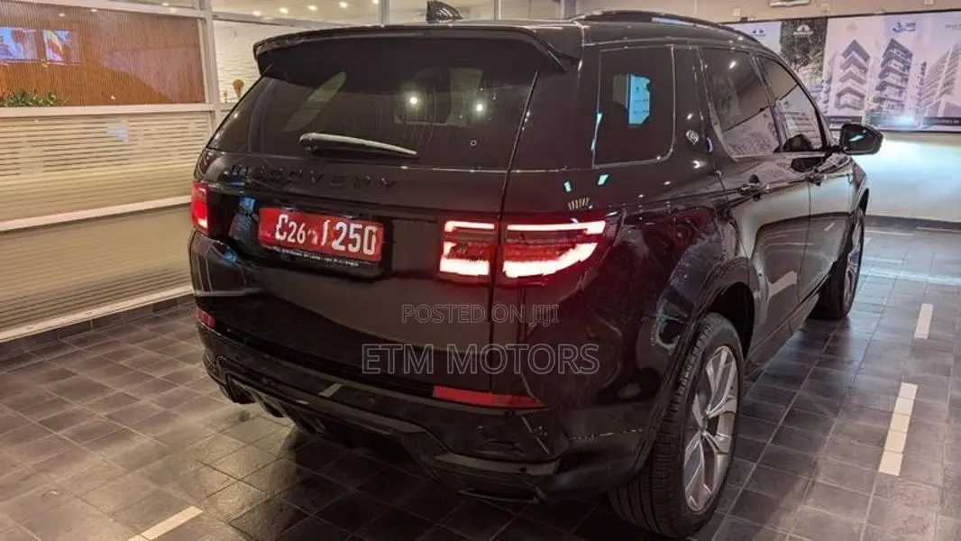 Land Rover Discovery Sport Dynamic HSE PHEV 2026