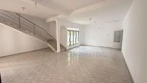 Upstairs House for Rent in Panadura