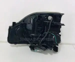 Nissan X-Trail NT31 Head Light