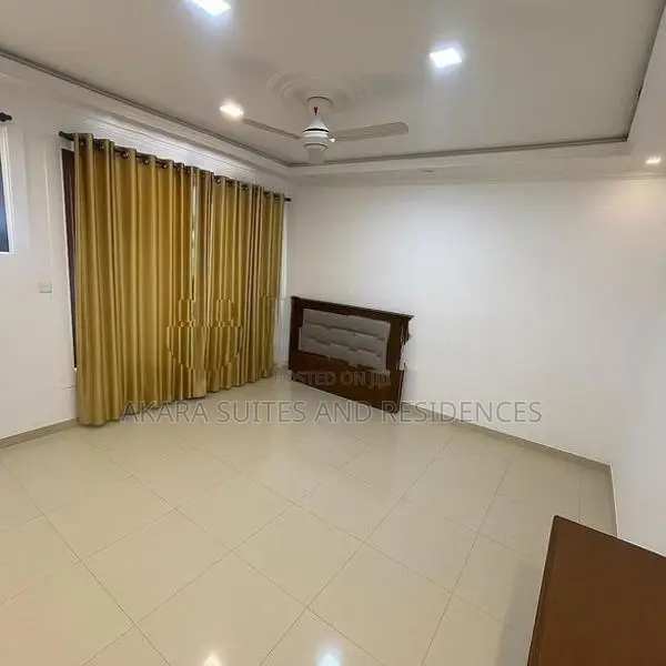 6,000 Sq.ft - Commercial building for Rent in Colombo 04
