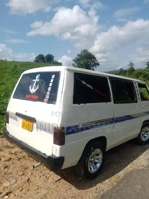 Mitsubishi L300 1981