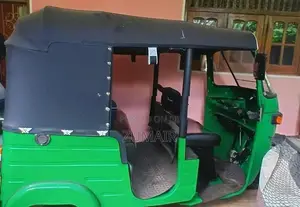 Bajaj RE 2001