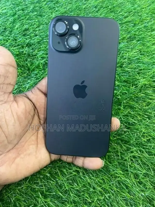 Apple iPhone 15 (Used)