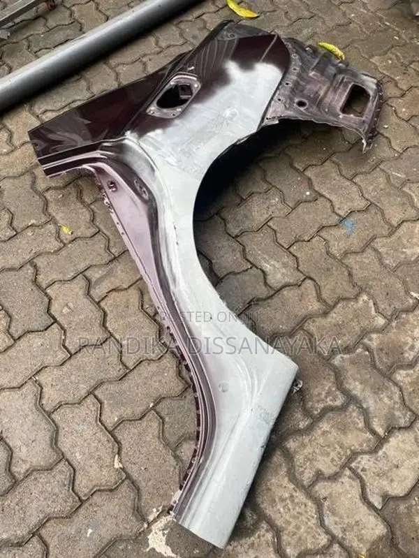 Toyota Premio 260 Left Said Quarter Panel Skin