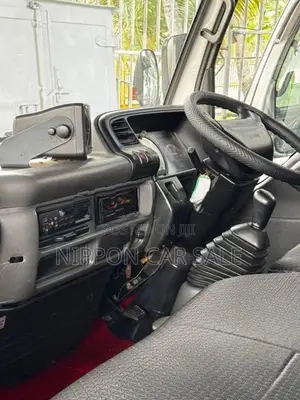 Isuzu 250 AKR66L Dunu 14/5 2001