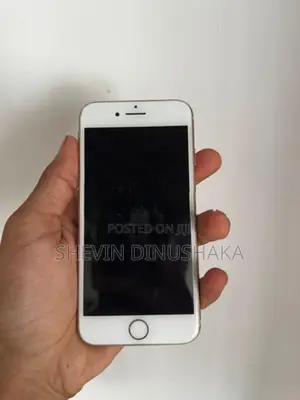 Apple iPhone 8 (Used)