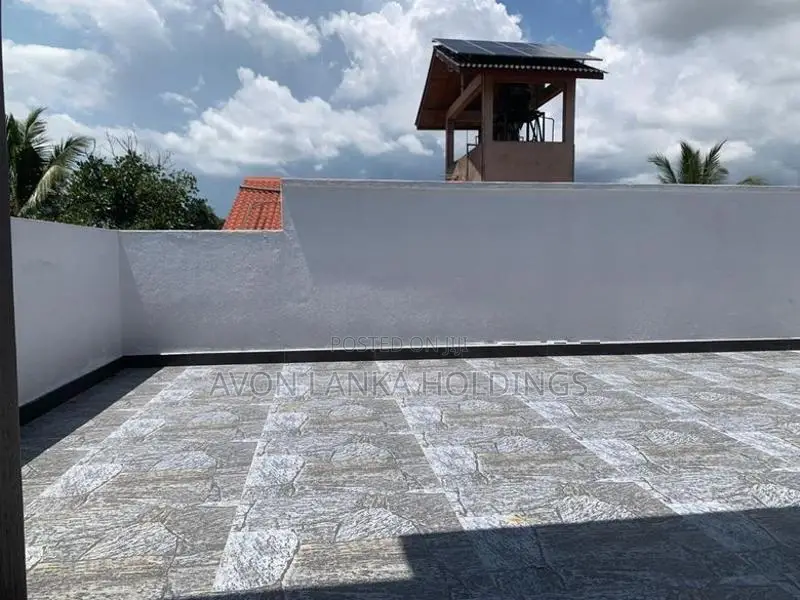 House for Sale in Thalawathugoda 5BR