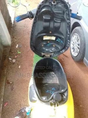 Scooty 48CC 2025