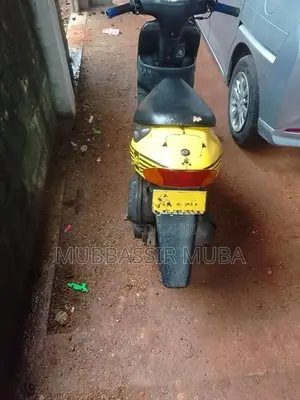 Scooty 48CC 2025