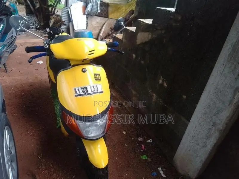 Scooty 48CC 2025