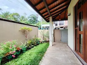 (SDS-507) Valuable Two Storey House Sale in Maharagama Temple Road