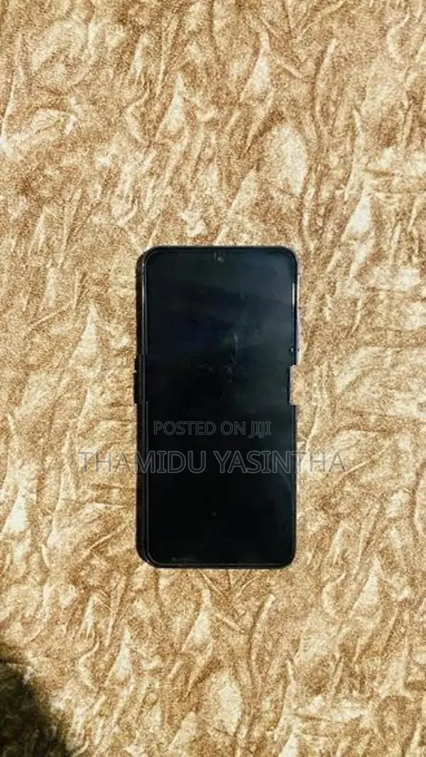 Samsung Galaxy S23 (Used)