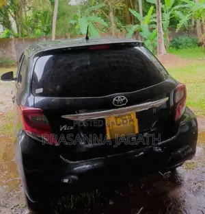 Toyota Vitz 2016