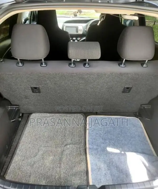 Toyota Vitz 2016