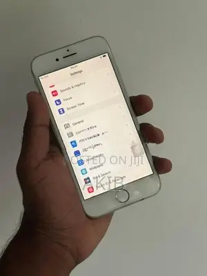 Apple iPhone 8 64GB (Used)