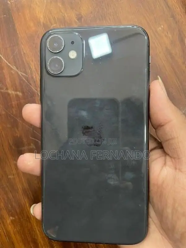 Apple iPhone 11 (Used)