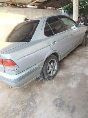 Nissan Sunny FB15 1999