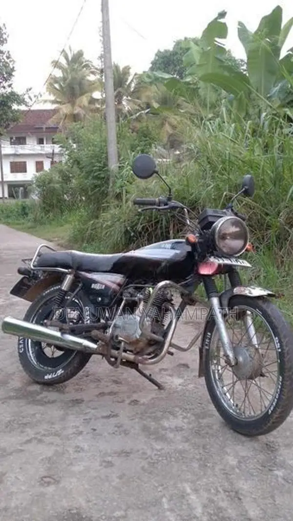 Bajaj Boxer 2000