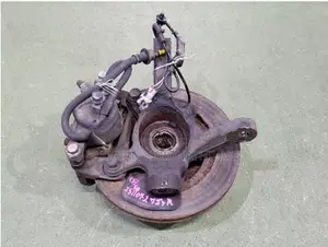 Suzuki Wagon R hub knuckle front - MH44s