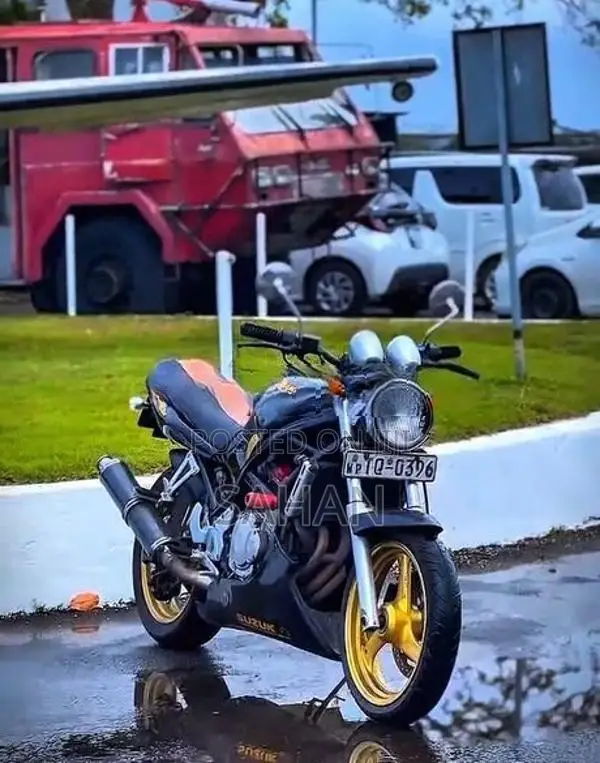 Suzuki Bandit 250S 2005