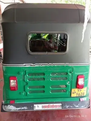 Bajaj RE 2010