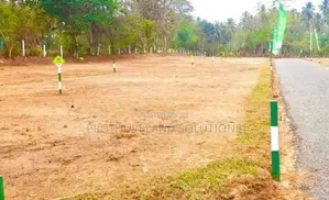 මීපෙන් ඉඩමක්