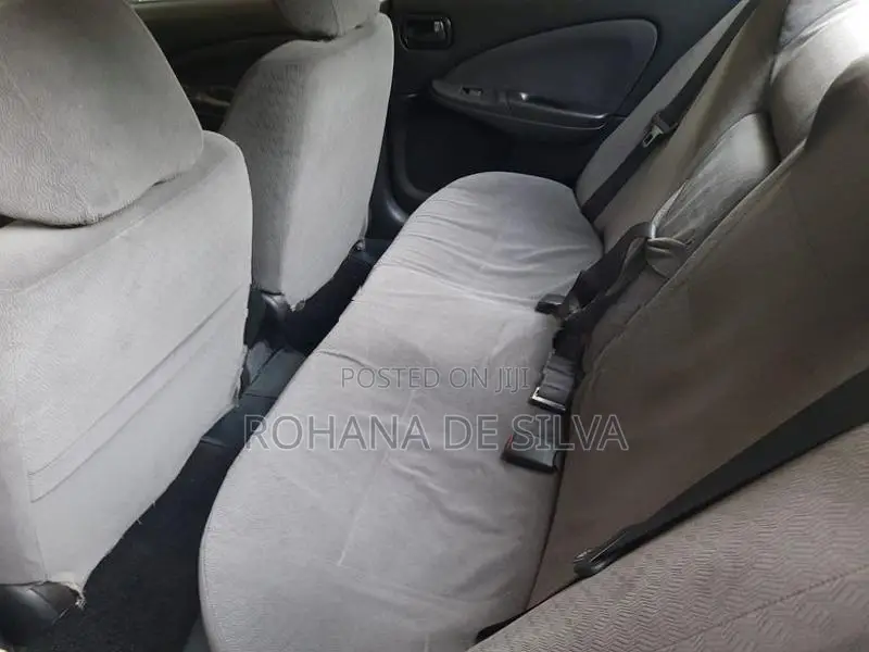 Nissan Sunny N17 2010