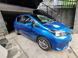 Toyota Vitz 2015