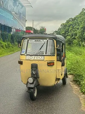Bajaj RE 2004