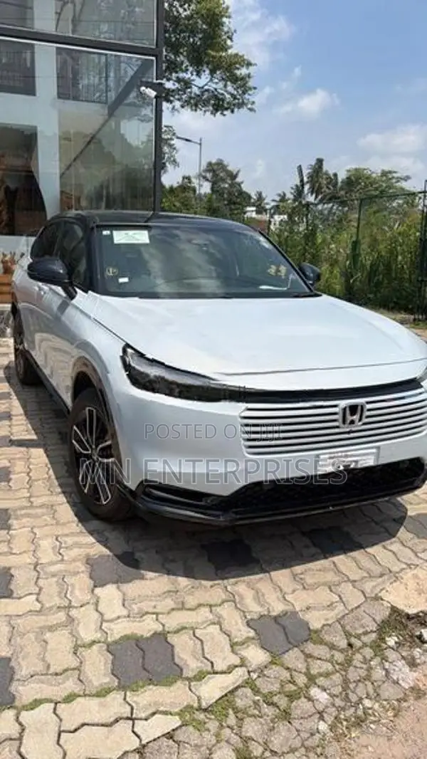 Honda Vezel Z Play 2025