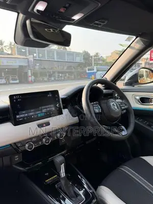 Honda Vezel Z Play 2025