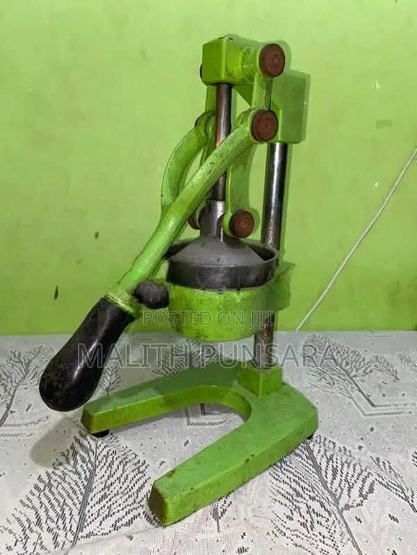 Used Heavy Duty Manual Cast Iron Orange Crush Machine