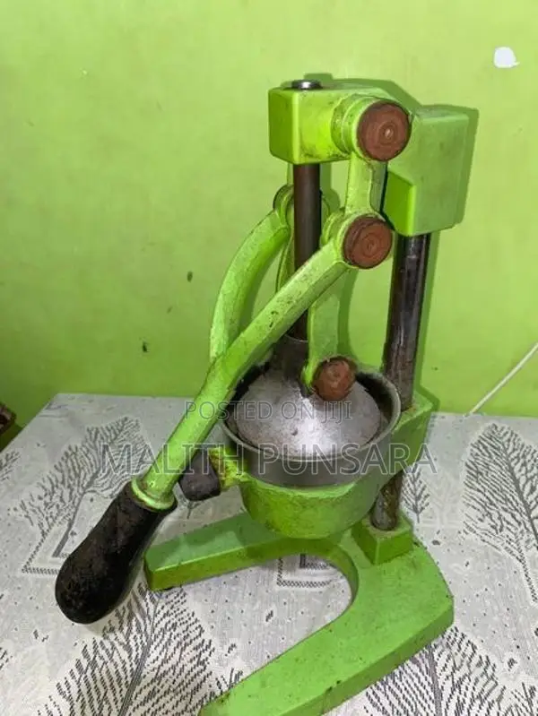Used Heavy Duty Manual Cast Iron Orange Crush Machine
