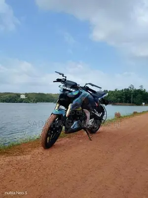 Bajaj Pulsar N160 2025