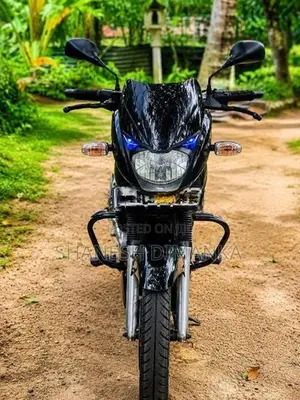 Bajaj Pulsar 180 2006