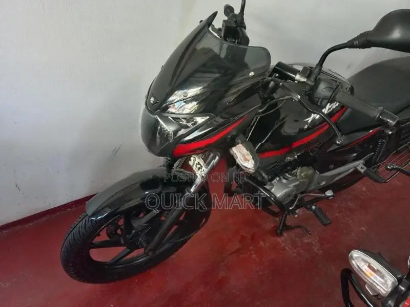 Bajaj Pulsar 150 2016