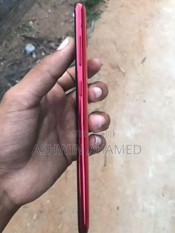 Samsung Galaxy A30 (Used)