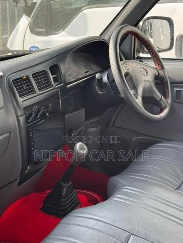 Toyota Single Cab 2003