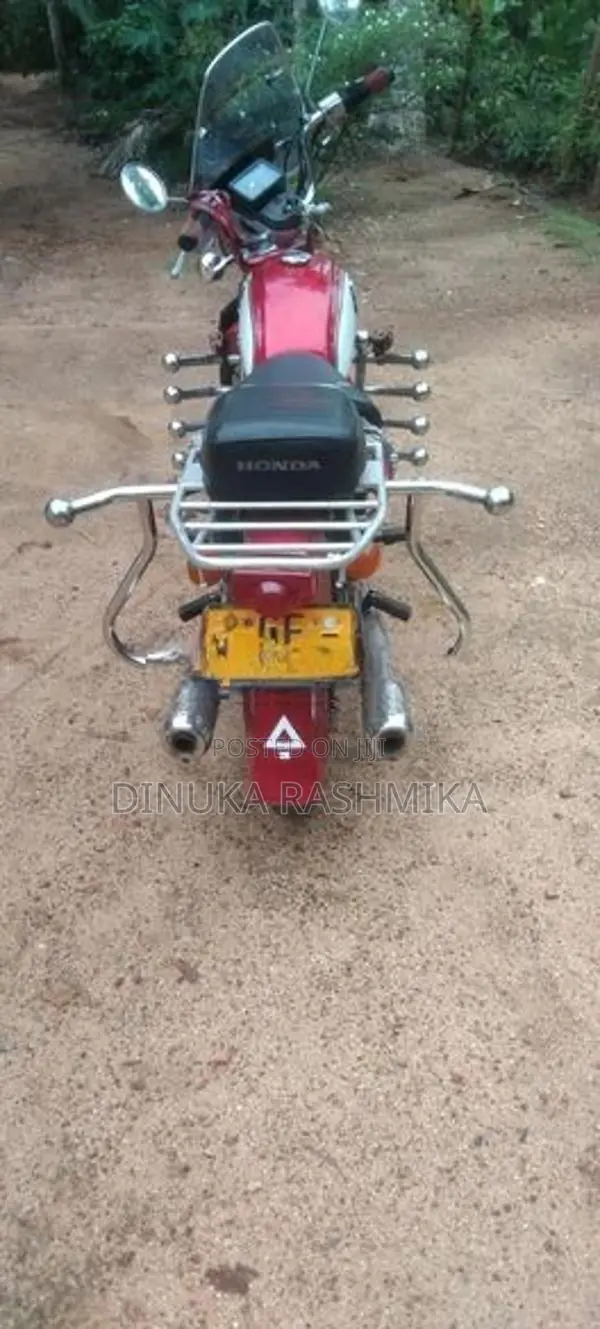 Honda CD 125 2001