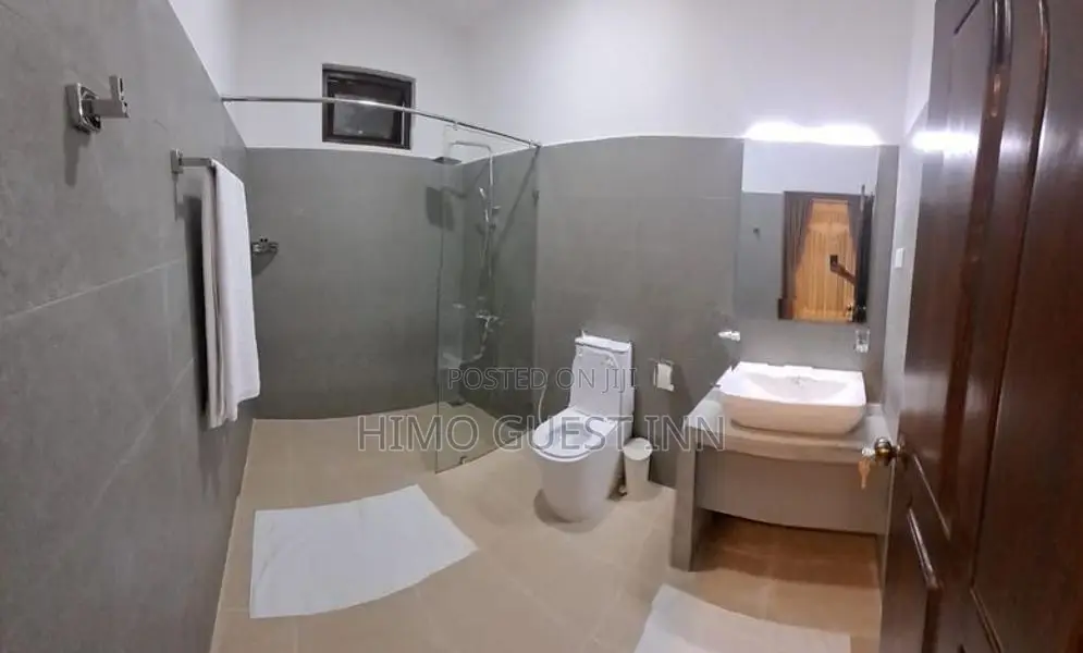 Luxury Room for Short Term Rent - Dehiwala