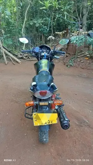 TVS Apache 2006