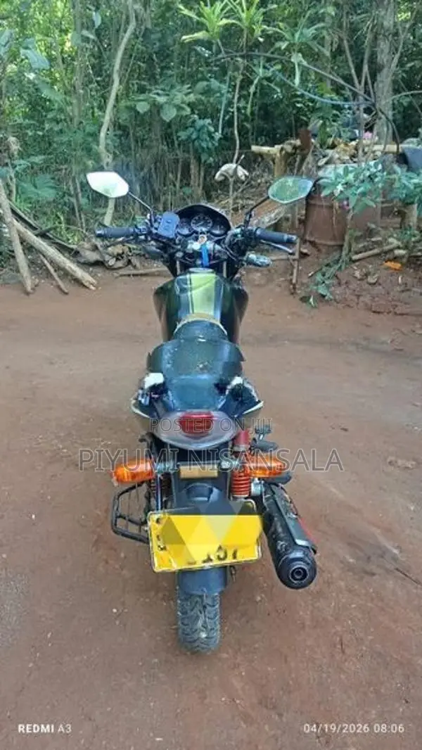 TVS Apache 2006