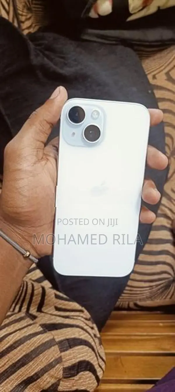 Apple iPhone 15 (Used)