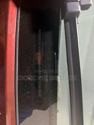 Land Rover Defender Sedona Edition 2025