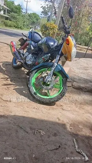 TVS Apache 2006