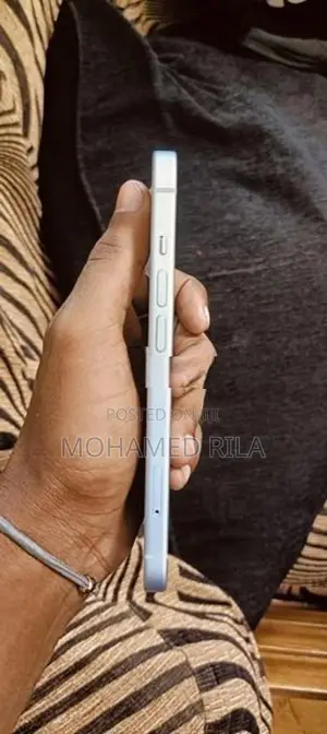 Apple iPhone 15 (Used)