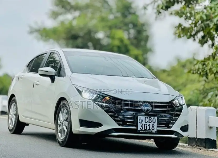 Nissan Almera 2025